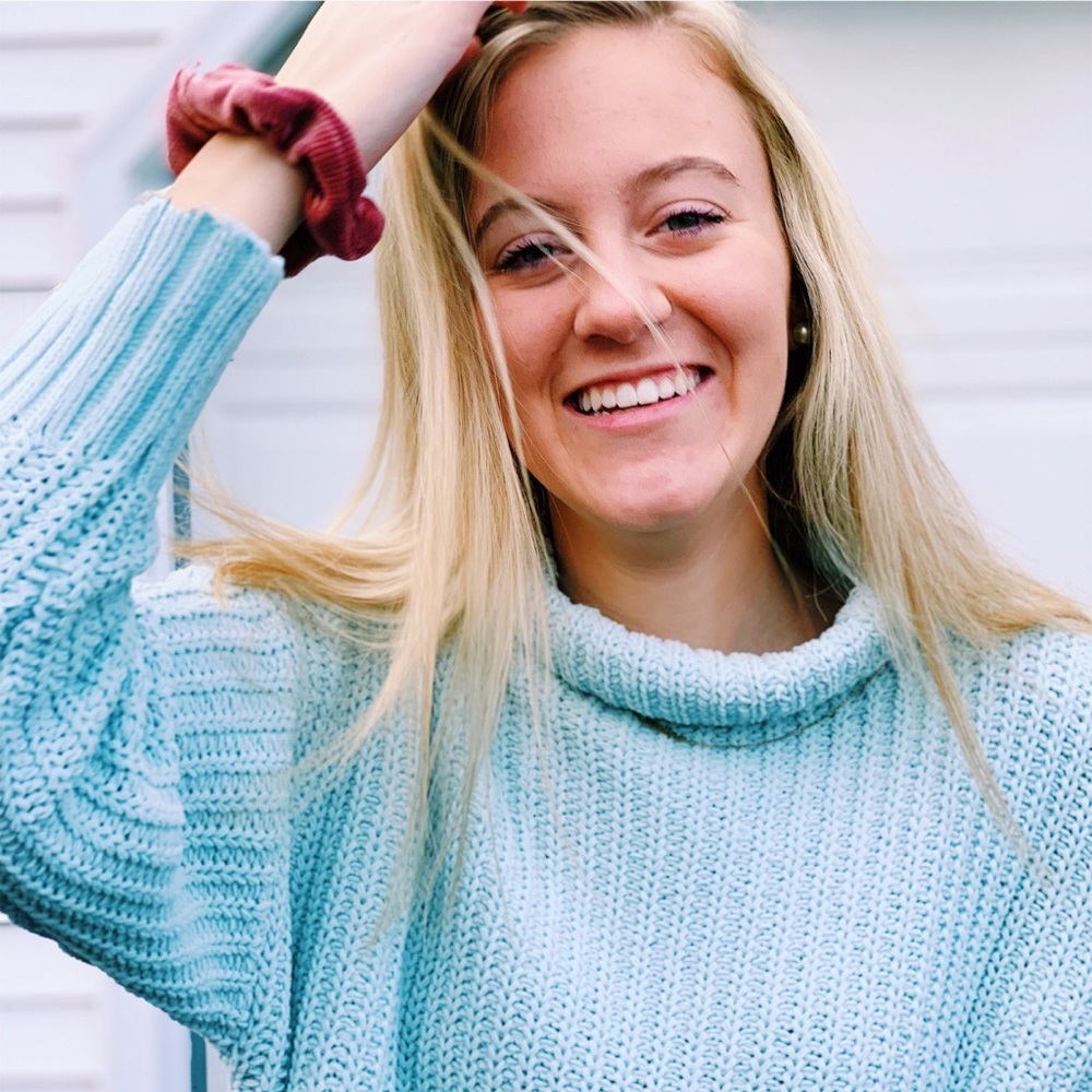 Meet your Posher, Caroline